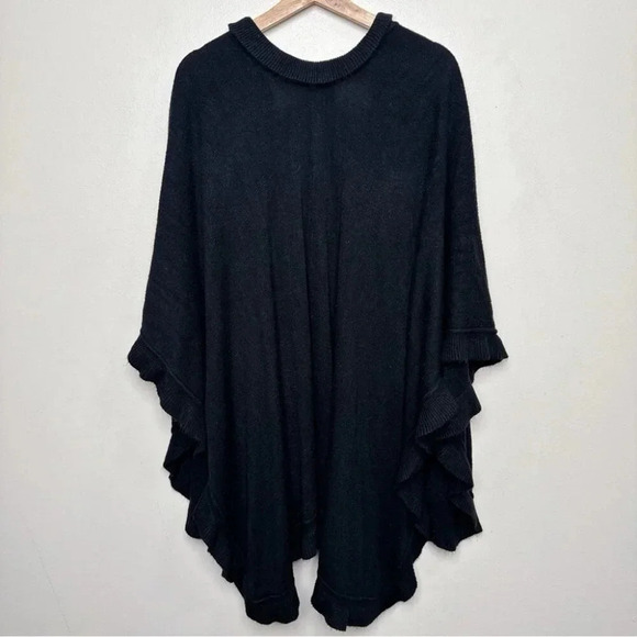 Lord &  Taylor Womens One Size Ruffle Trim Black Poncho - Picture 13 of 13